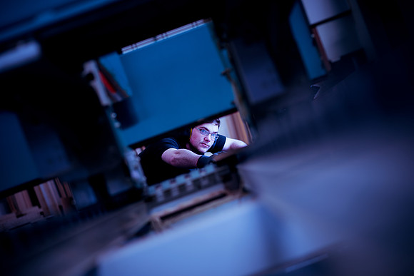 Factory Worker Image Hinckley